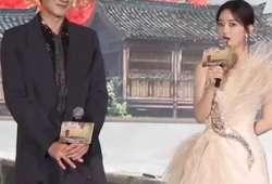 八卦每日吃瓜爆料,揭秘娱乐圈幕后真相，吃瓜群众必备指南